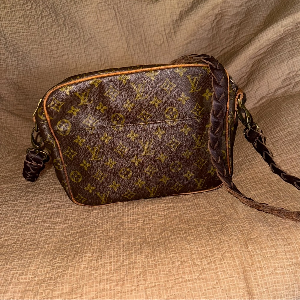 Vintage Louis Vuitton purse from Vintage Boho Bags - Picture 2 of 12